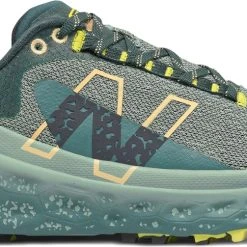 New Balance Fresh Foam More Trail v2 Trail-Running Shoes - Women's