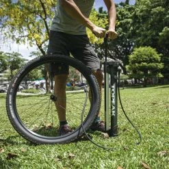 Topeak JoeBlow Booster Floor Pump with SmartHead -Cheap New Balance Store a6e49362 6e1f 49d5 a9d7 9d2315c3380d