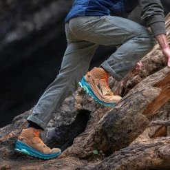 Altra Olympus 5 Hike Mid GTX Hiking Boots - Men's -Cheap New Balance Store b233e9fd d4ff 48bb 877c 8dddb3d588d0